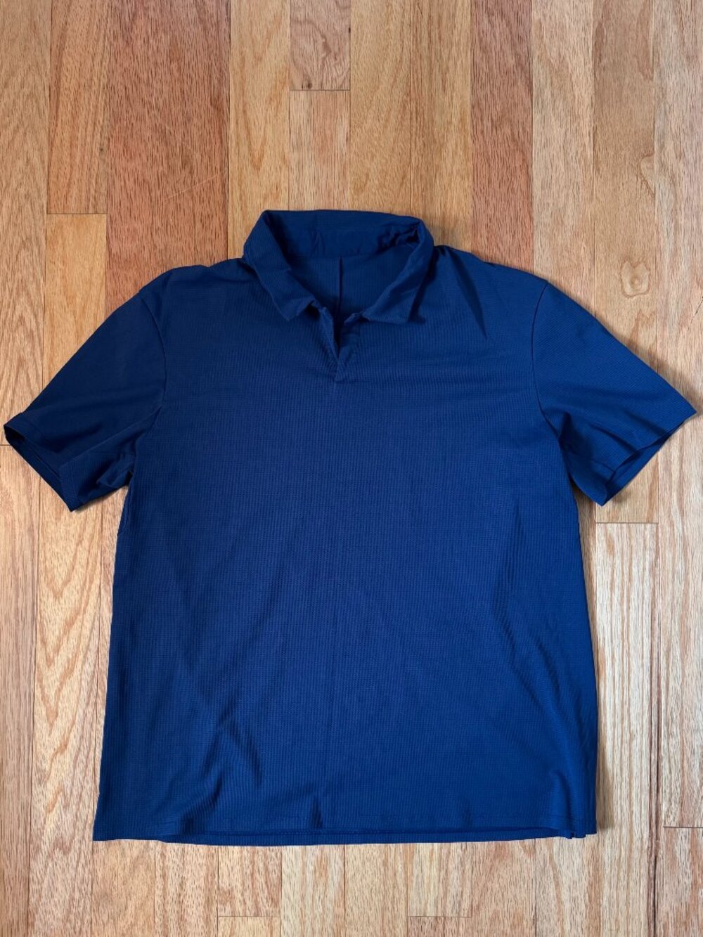 Lululemon Men's Tech Pique Buttonless Polo Shirt Navy Blue - Large (Estimated)